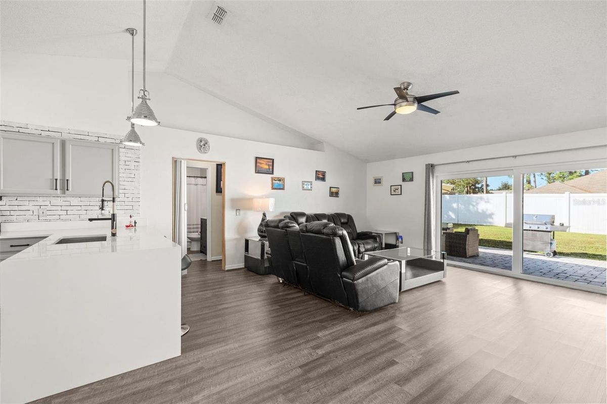 2232 home, photo 7